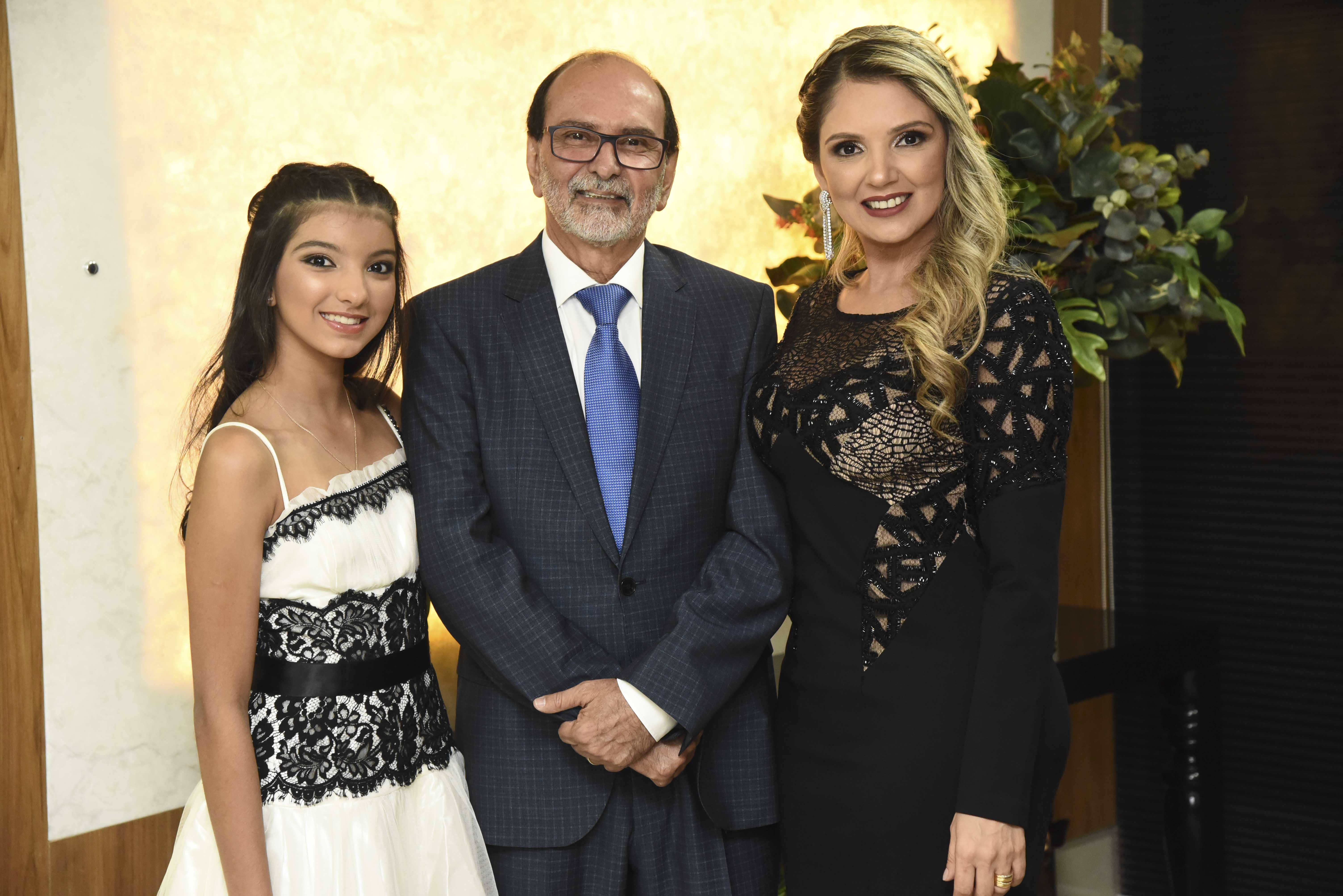 Sophia Ramos, Edilson Carvalho Ramos e Vanclea Ramos. (Foto de Cristiano Borges)