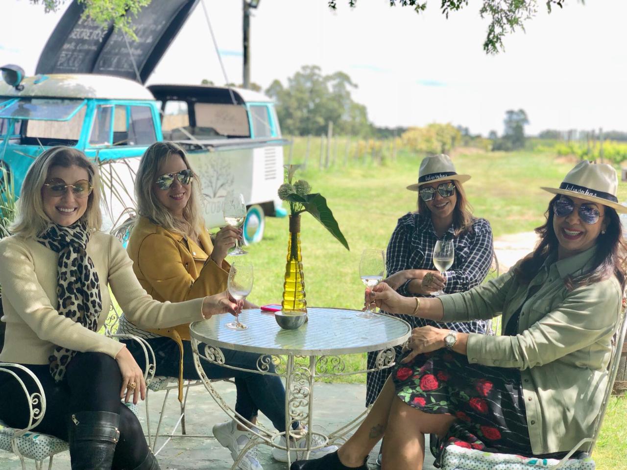 Marcelly Yachkar, Ana Carla Lira, Lara Macedo e Linda Bessa