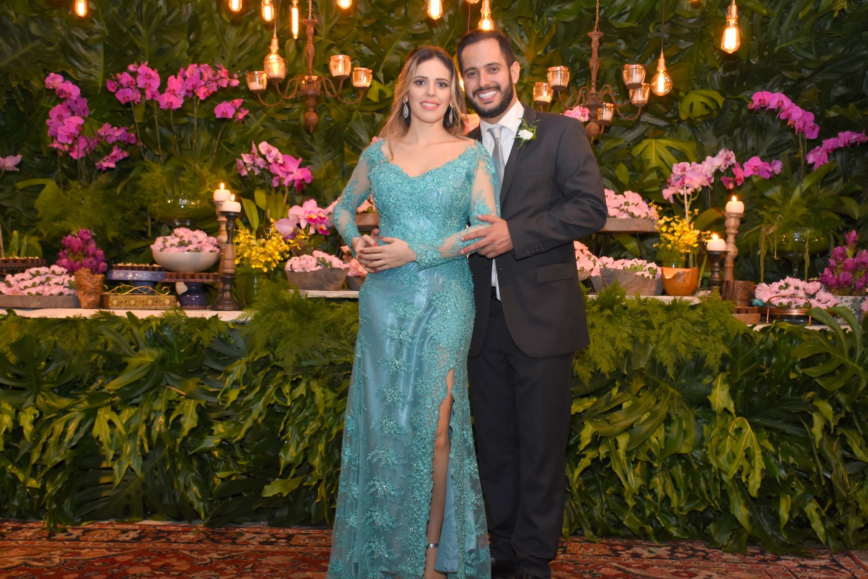 Vanessa Ferreira Novato e Fernando Curado também foram padrinhos do casamento Fernanda-Dhyego